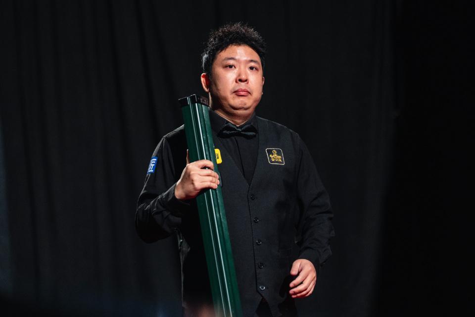 绿茵体育app下载-轰单杆135分+4杆50+!张安达5-2赢下德比战,晋级世界大奖赛四强